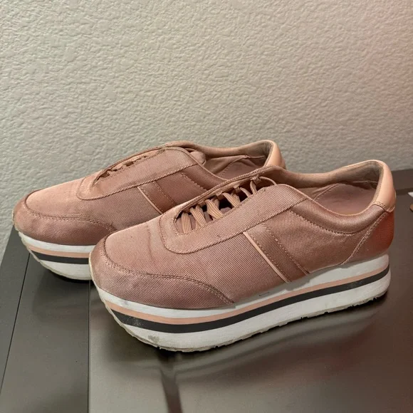Stradivarius Blush Pink Platform Sneakers - Picture 3 of 5